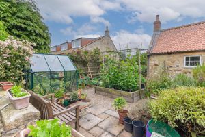 Photo 11- click for photo gallery